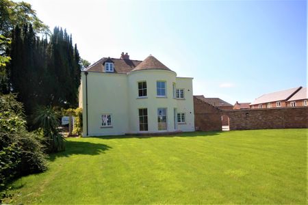 1 bedroom apartment to let - Photo 4