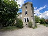 Grande maison avec 6 chambres idéalement située à proximité des écoles et lycées ! - Photo 2