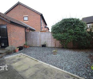 3 bedroom semi-detached house to rent - Photo 6