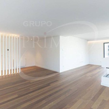 Apartamento T4 - Photo 1