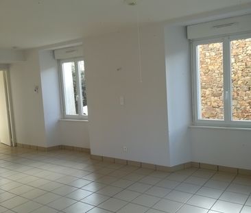 APPARTEMENT DE TYPE 1 RDC VARENNE A FERRUSSAC - Photo 3