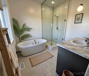 For Lease - 873 Rexton Drive, Oshawa, Ontario - Photo 1