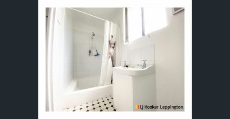 SPACIOUS GRANNY FLAT - Photo 5