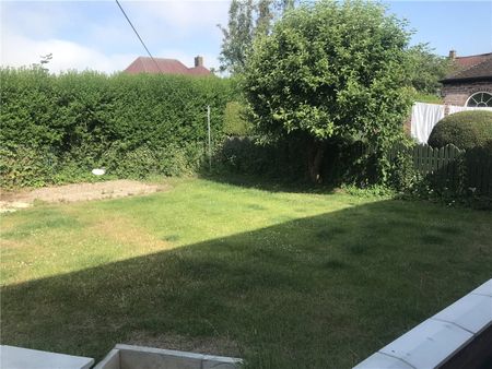 Available now, 14 Filey Avenue is a beautifully presented, five bedroomed, semi-detached property located only a short walk away from Ripon Grammar School. - Photo 5