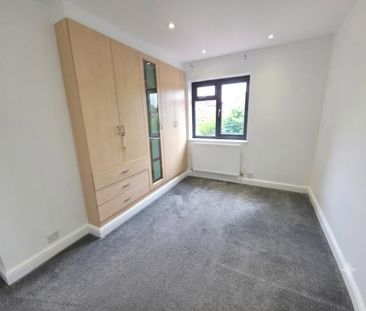 2 Bedroom House To Let - Photo 2