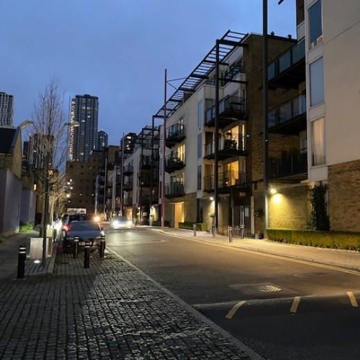 Boardwalk Place, London, London, E14 - Photo 1