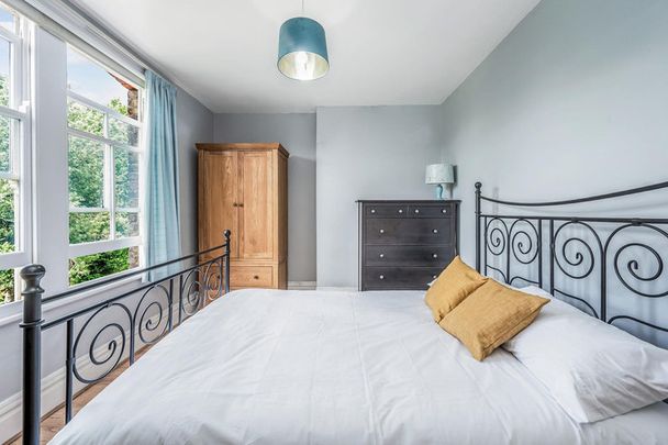 Fernwood Avenue - Photo 1