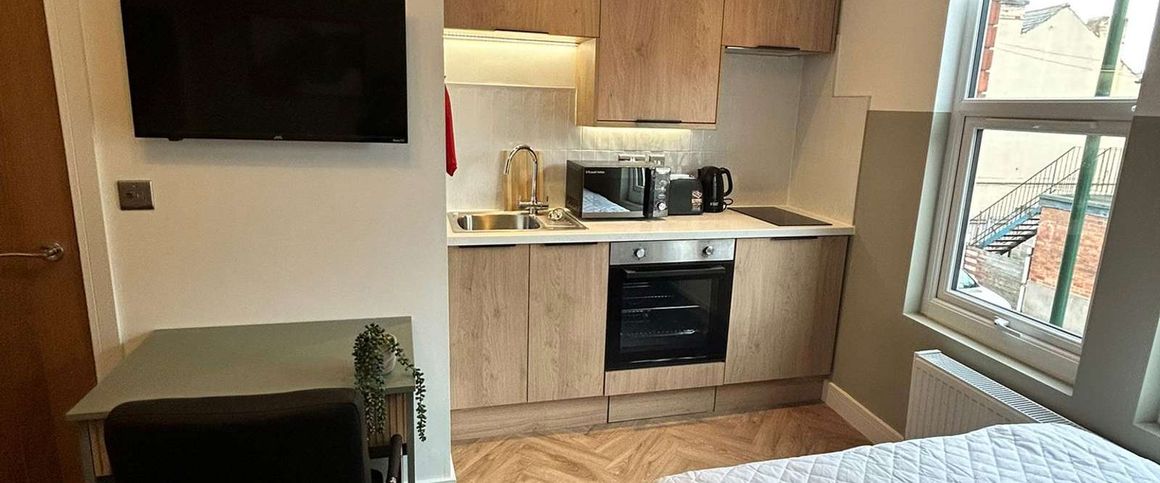 Colwick Road Room 6 - Photo 1