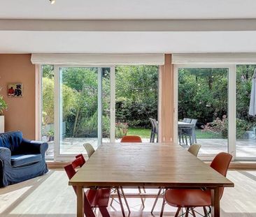 Rez de Chaussée avec jardin - 3 chambres / double parking interne - Photo 2