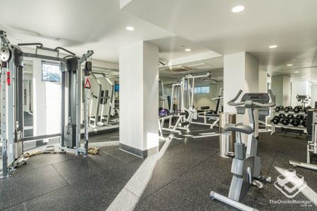 Fully Furnished Two Bedroom Two Bathroom Plus Study Riverfront Apartment - Photo 5