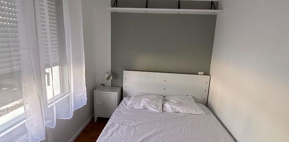 Location Appartement 1 pièce 24m² - Photo 2