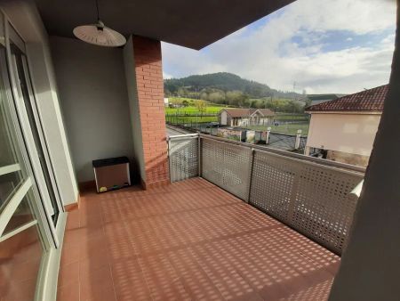 Alquiler de piso en Lezama - Photo 3