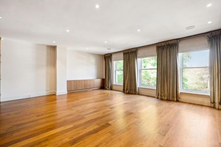 6 bedroom terraced house to rent - Photo 4