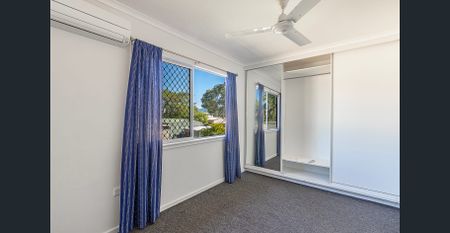 High-set Home! - Photo 2