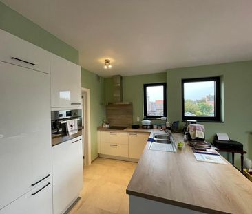 NIEUWERKERKEN - Lichtrijk appartement met ruim terras én garage. - Photo 5