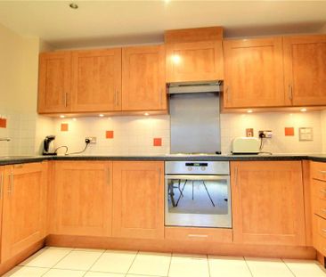 2 bedroom apartment to rent - Photo 4