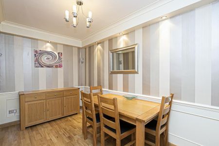 5 bedroom semi-detached house to rent - Photo 4