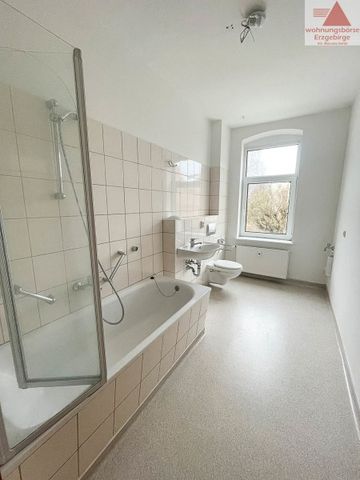 Großzügige 2-Raum-Wohnung mit Einbauküche in ruhiger Lage! - Photo 4