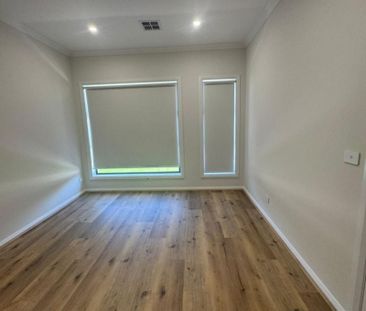 Modern, Brand-New Home in Great Clyde Location - Photo 5