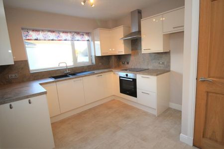 2 bedroom bungalow to rent - Photo 5