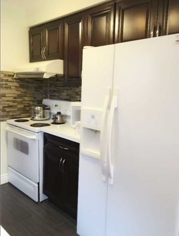 For Lease - 82 Apache Trail, Toronto, Ontario - Photo 5