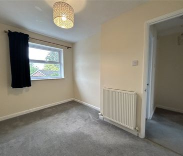 Priory Gardens, Burnham-on-Sea, Somerset, TA8 - Photo 2