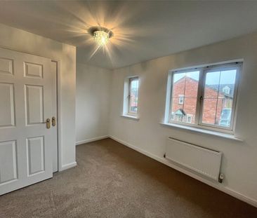 Blacksmith Close, Epworth, DN9 - Photo 2