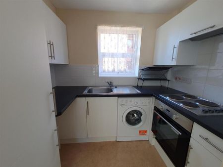 1 bedroom end of terrace house to rent - Photo 5