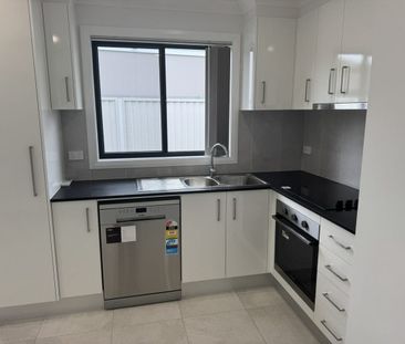 BRAND NEW GRANNYFLAT - Photo 4