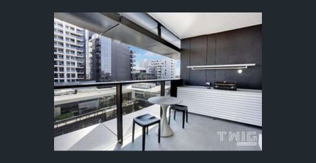 Stylish Apartment in Fantastic Location - Photo 5