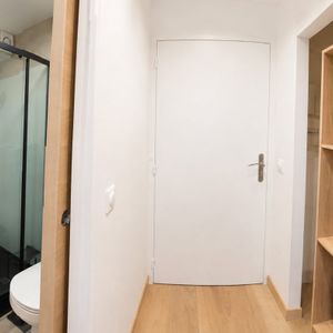 Location Appartement 1 pièce 17m² MARSEILLE 8ème - Photo 2