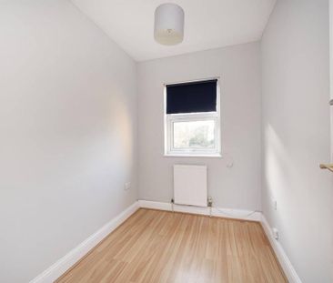 4 bedroom detached house to rent - Photo 5