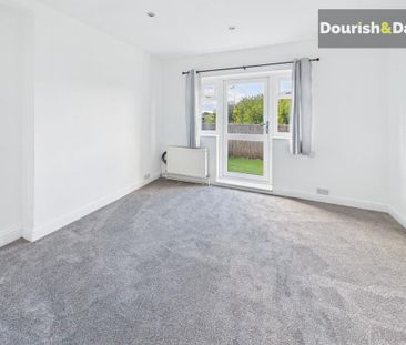 2 bedroom end of terrace house to rent - Photo 1
