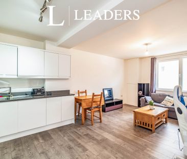 1 bedroom apartment to rent High Street, Worthing, BN11 - Photo 2