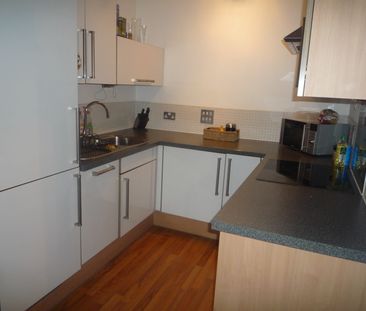 The Parkes Building, Beeston, NG9 2UY - Photo 4