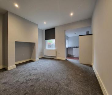 2 bedroom house to rent - Photo 1