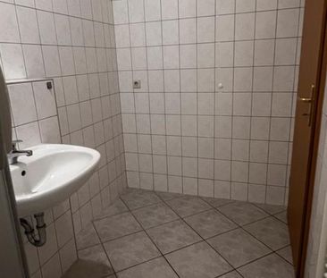 Helle 2-Zi.-Wohnung mit Balkon in ruhiger, gehobener Lage, EG - Foto 1