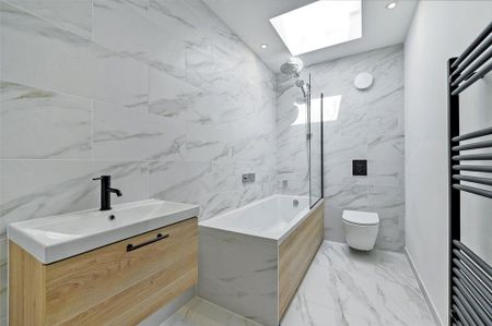 2 bedroom apartment to rent - Photo 5