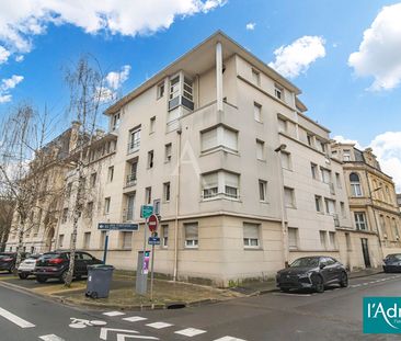 Location Appartement 2 pièces 43m² - Photo 4