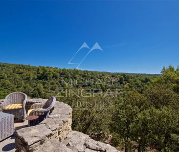 Gordes - Propriété unique dans un environnement exceptionnel - Photo 3