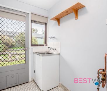 Neat 2 Bedroom Unit - Photo 6