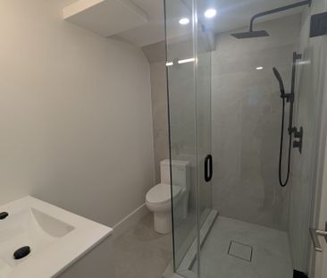 For Lease - 2577 Bridle Road, Oshawa, Ontario - Photo 4