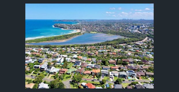 Single Level Home in Prime Location. THREE MONTHS LEASE ONLY - Photo 1