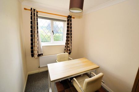 2 bedroom ground floor maisonette to rent - Photo 4