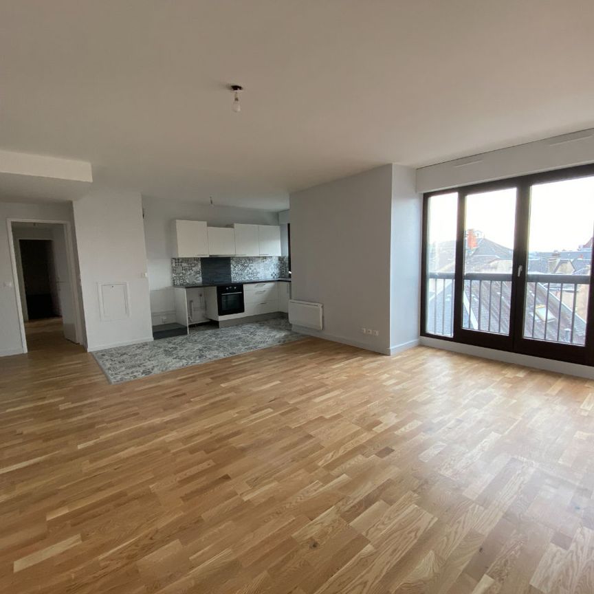 Location Appartement 3 pièces 77m² - Photo 1