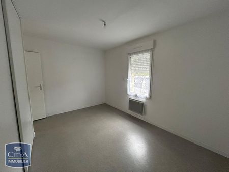Location Maison 3 pièces 78m² CHATEAU GONTIER 53200 - Photo 3