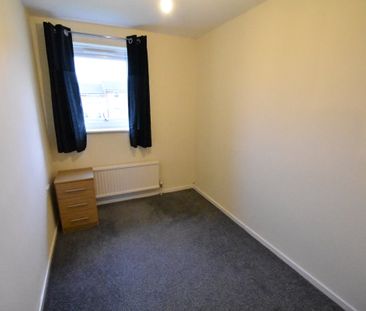 Two Bedroom Flat to Rent - Photo 5