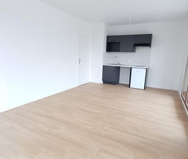 location Appartement T2 DE 48.42m² À ARPAJON - Photo 4