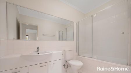 Your Toowong Retreat: Spacious, Modern & Conveniently Located! - Photo 5