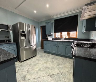 House share to rent - Photo 2